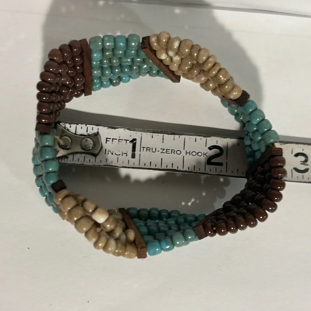 Intricate Brown and Green Beaded Bracelet - Picture 8 of 9